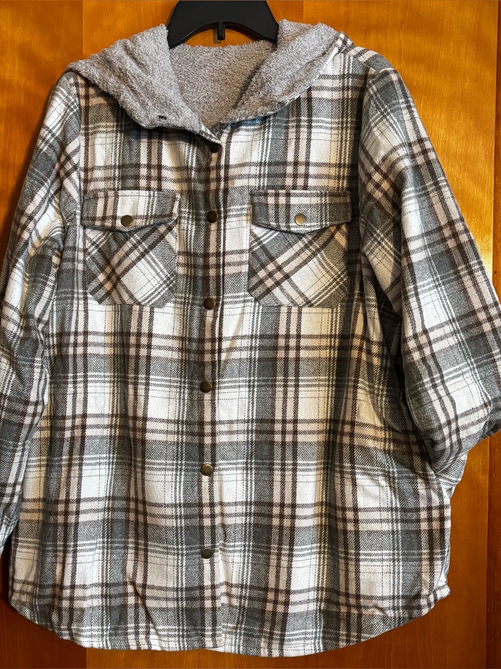 COZY FALL ESSENTIAL - Plaid Sherpa-Lined Hooded Shacket - Size L - NWT